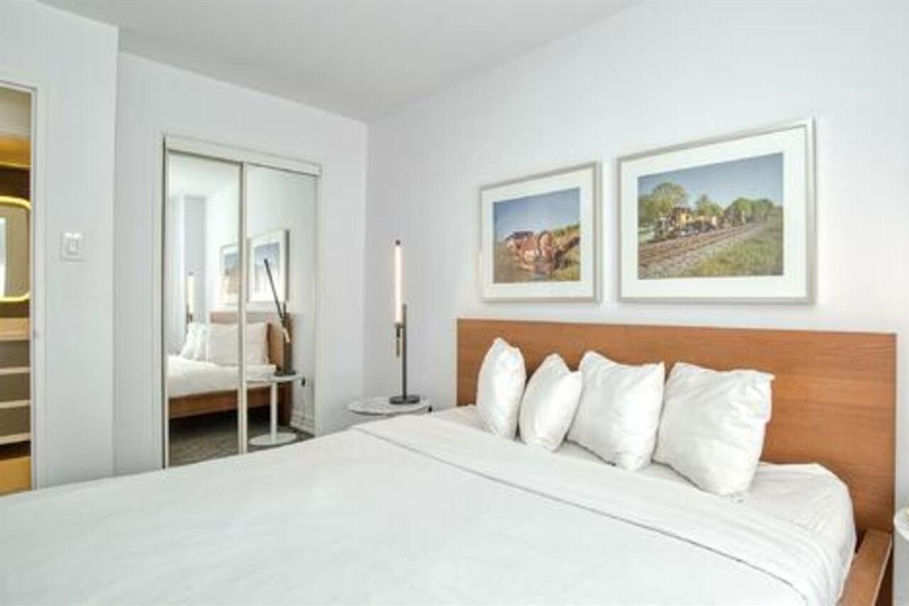 Town Inn Suites Hotel Toronto Eksteriør billede